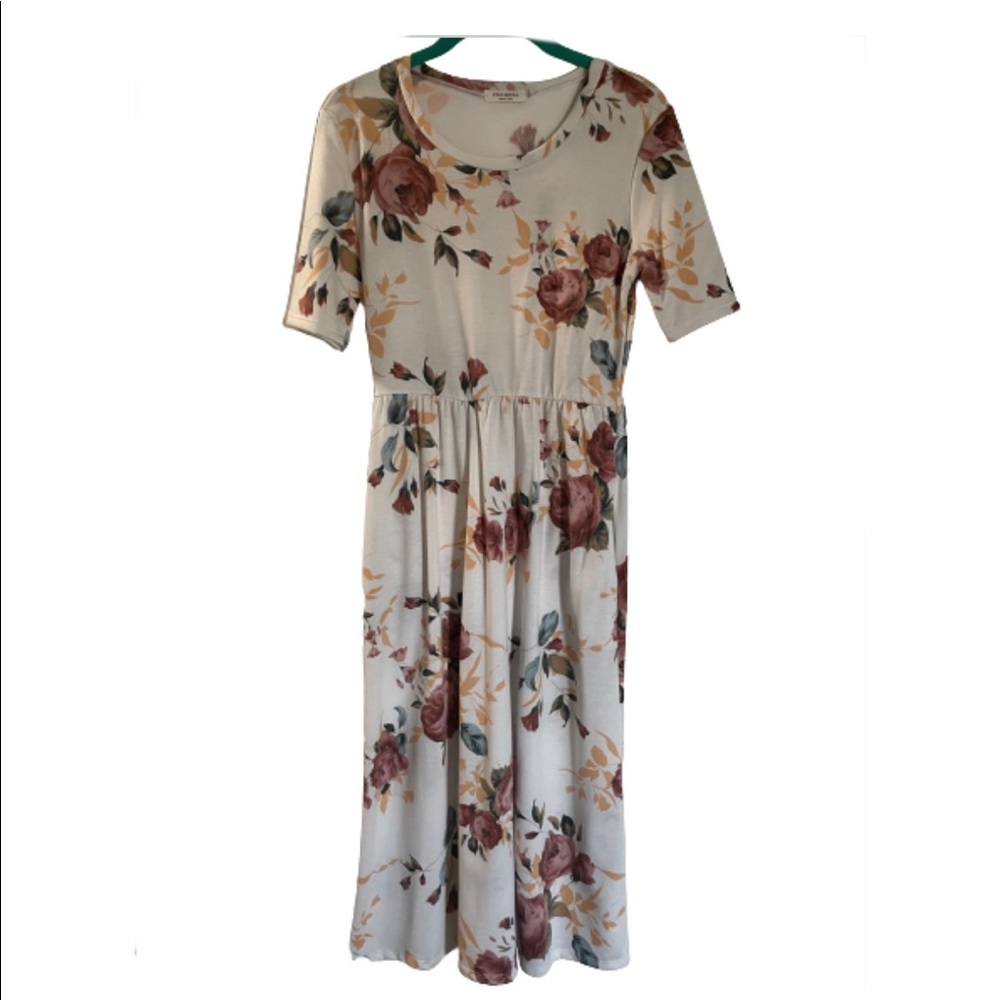 Floral Dress Size M